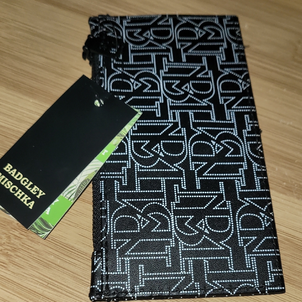 Badgley Mischka Zippered Card Holder